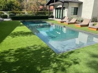 artificial turf